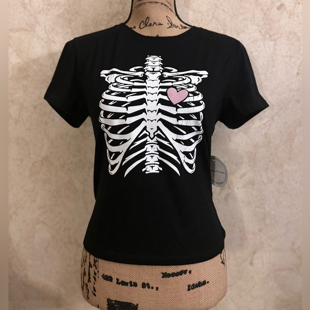 House of Cotton Black Skeleton Graphic T-Shirt